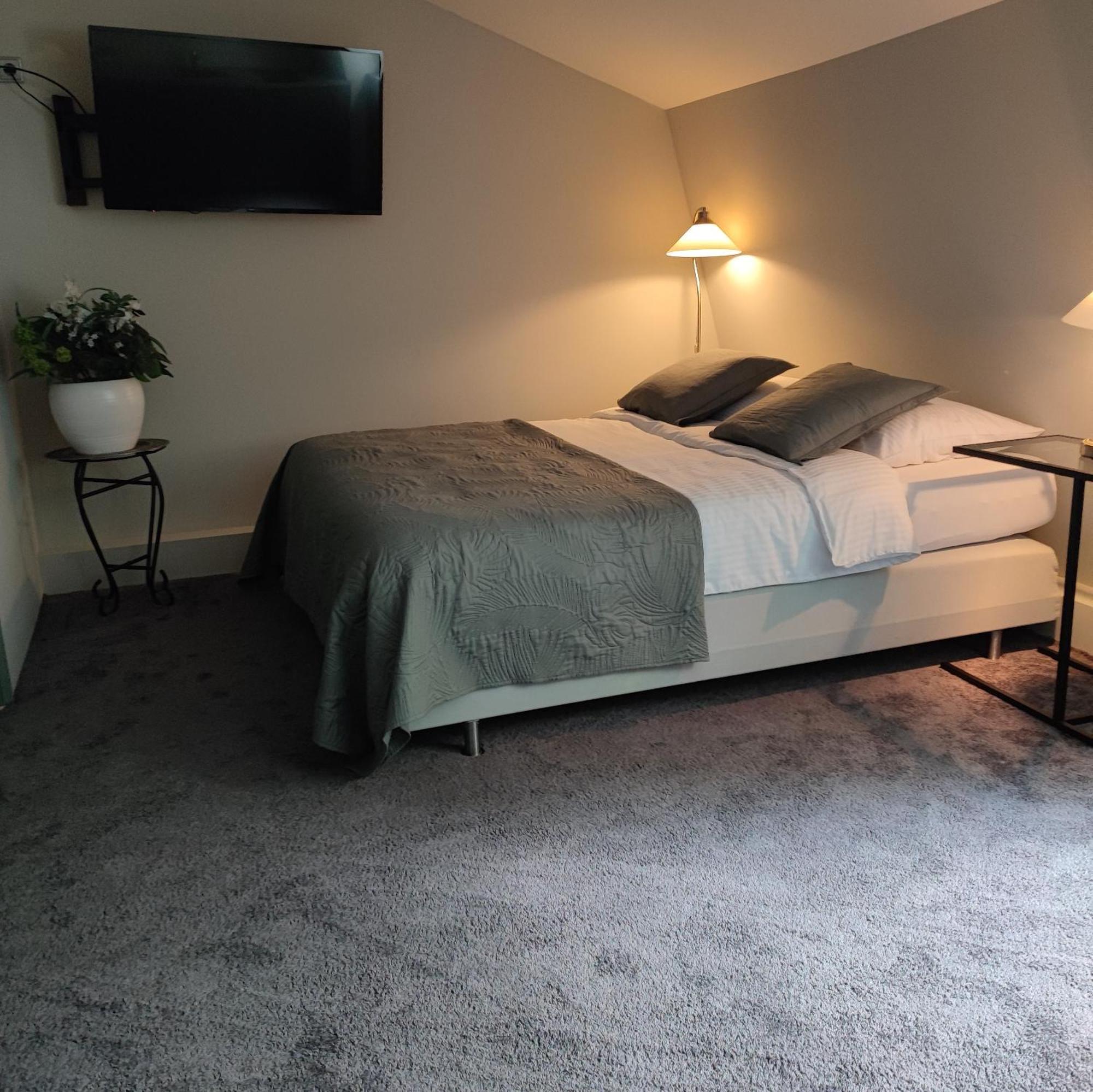 B&B Hotel Elselina Schiedam Ngoại thất bức ảnh